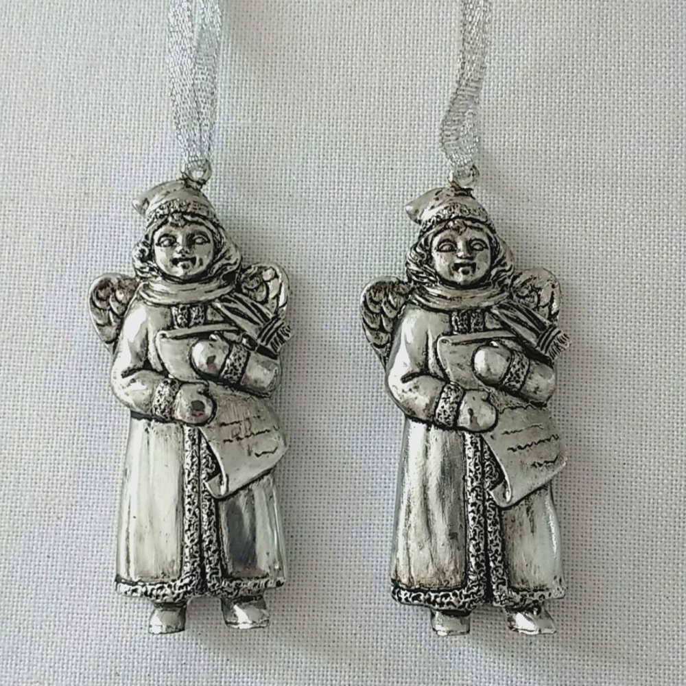 Victorian Style Carolers Christmas Ornaments